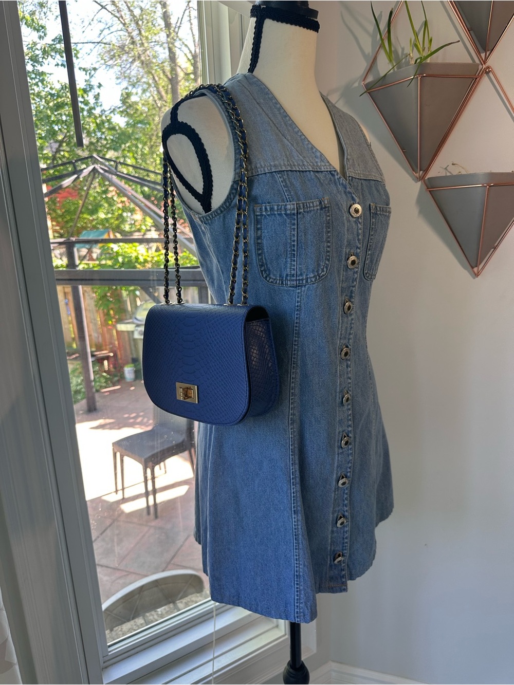 NEW FROM SOUTH KOREA Blue Crossbody Shoulder Bag Purse Chain Strap Leather Gold